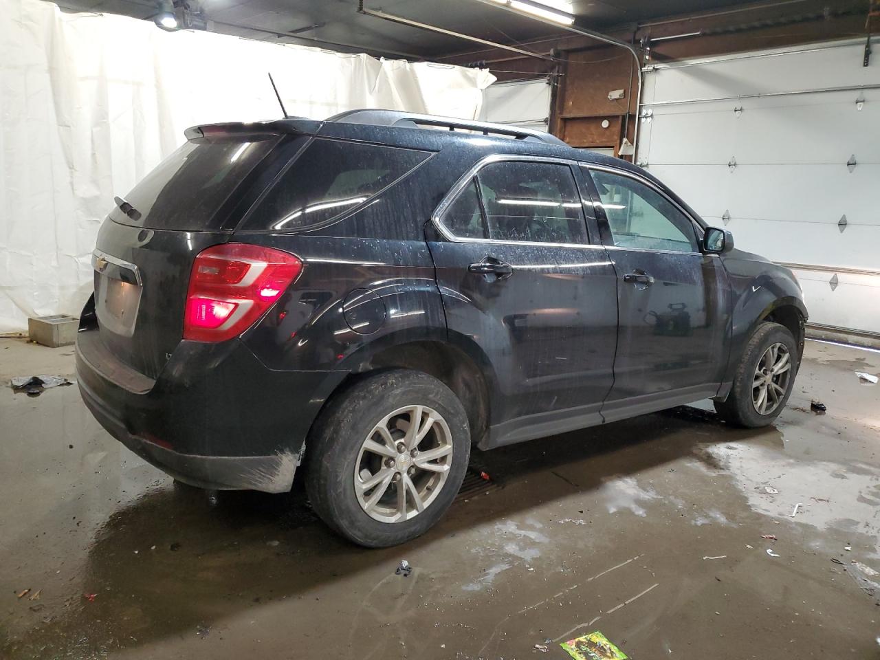 2017 Chevrolet Equinox - Image 3