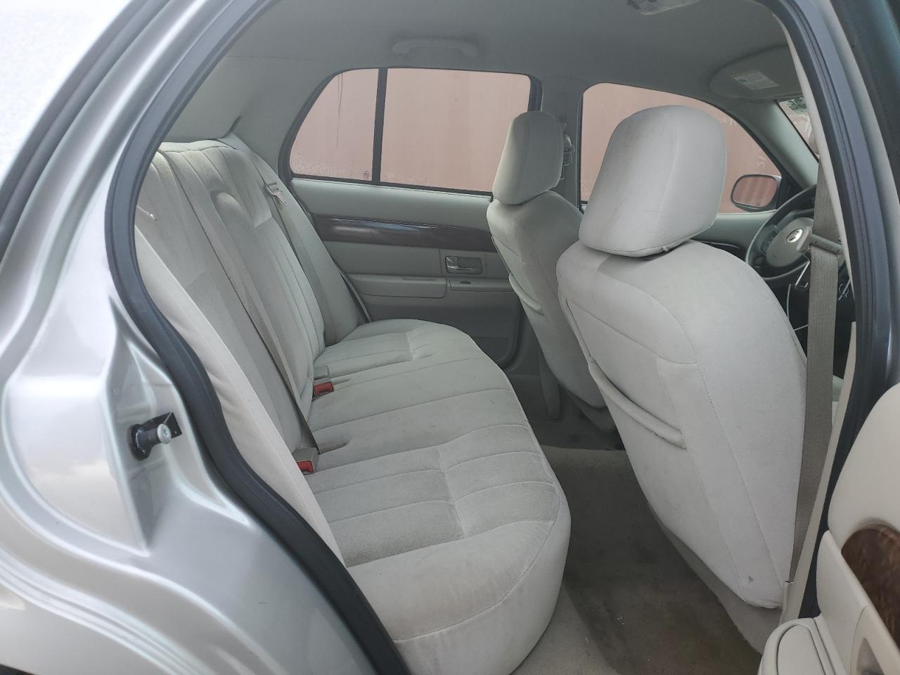 2008 Mercury Grand Marquis - Image 10