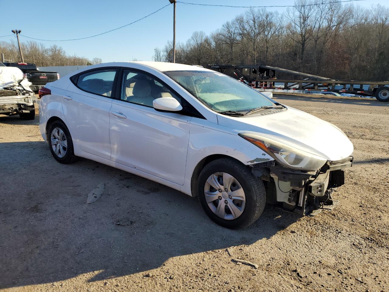 2016 Hyundai Elantra - Image 4