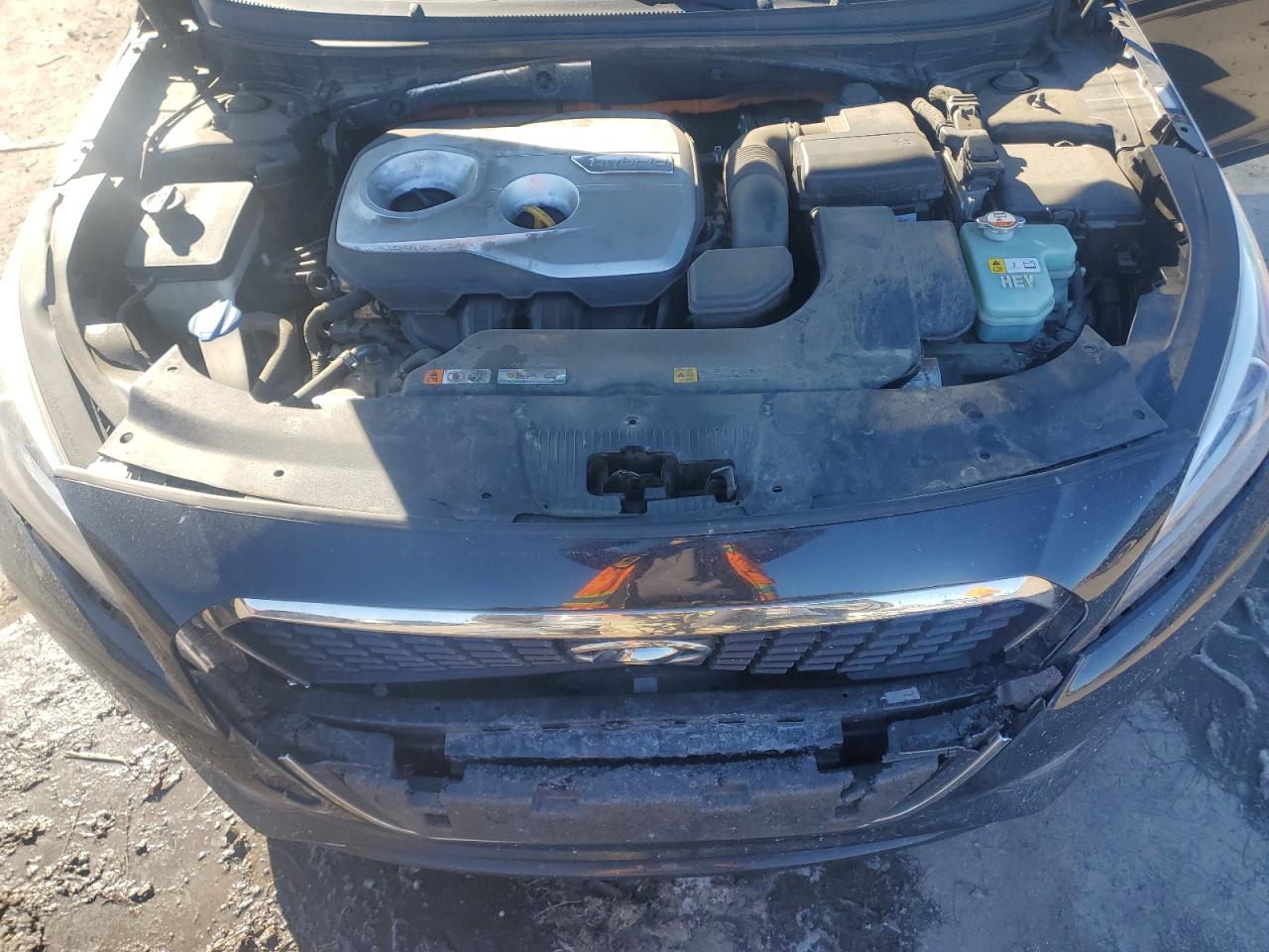 2017 Hyundai Sonata Hybrid VIN: KMHE24L38HA067587 Lot: 88334615