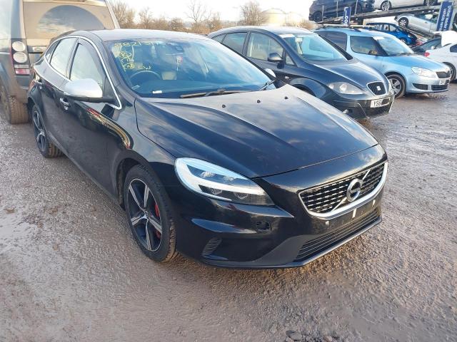 2017 VOLVO V40 R-DESI