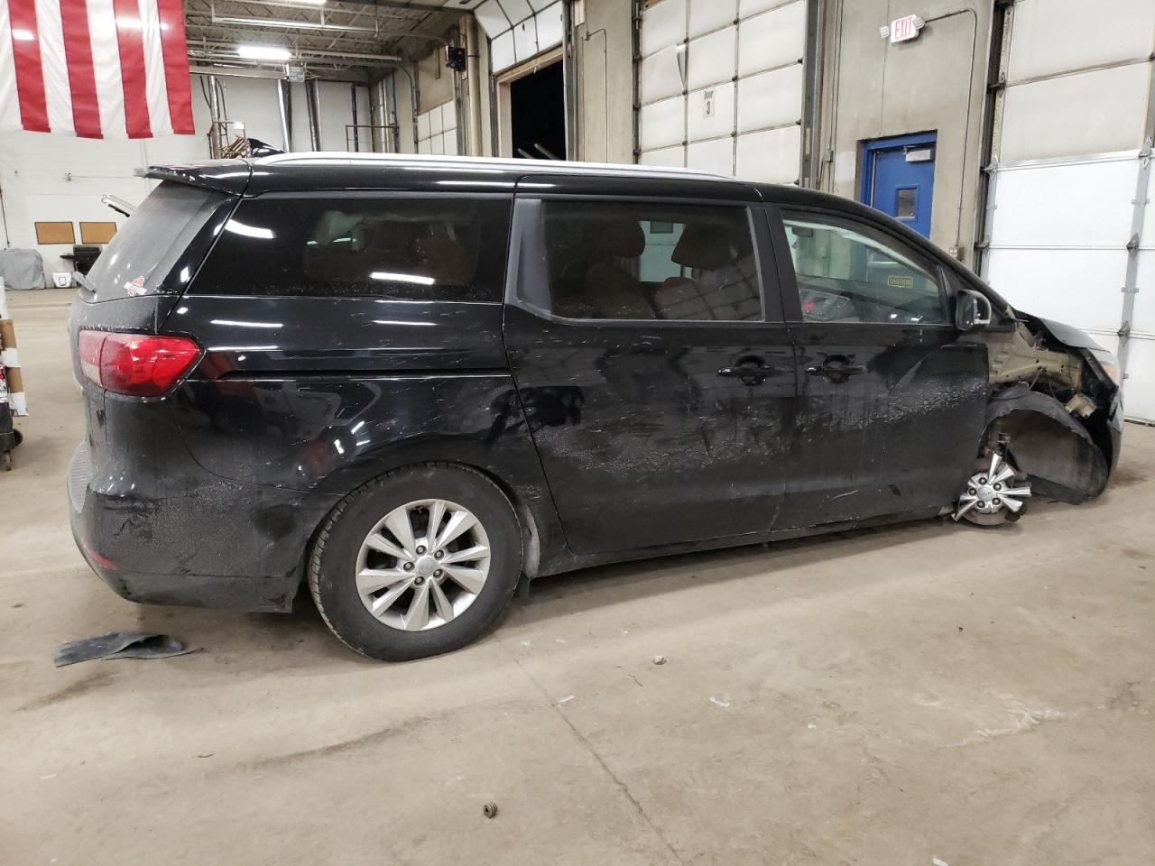 2015 Kia Sedona - Image 3