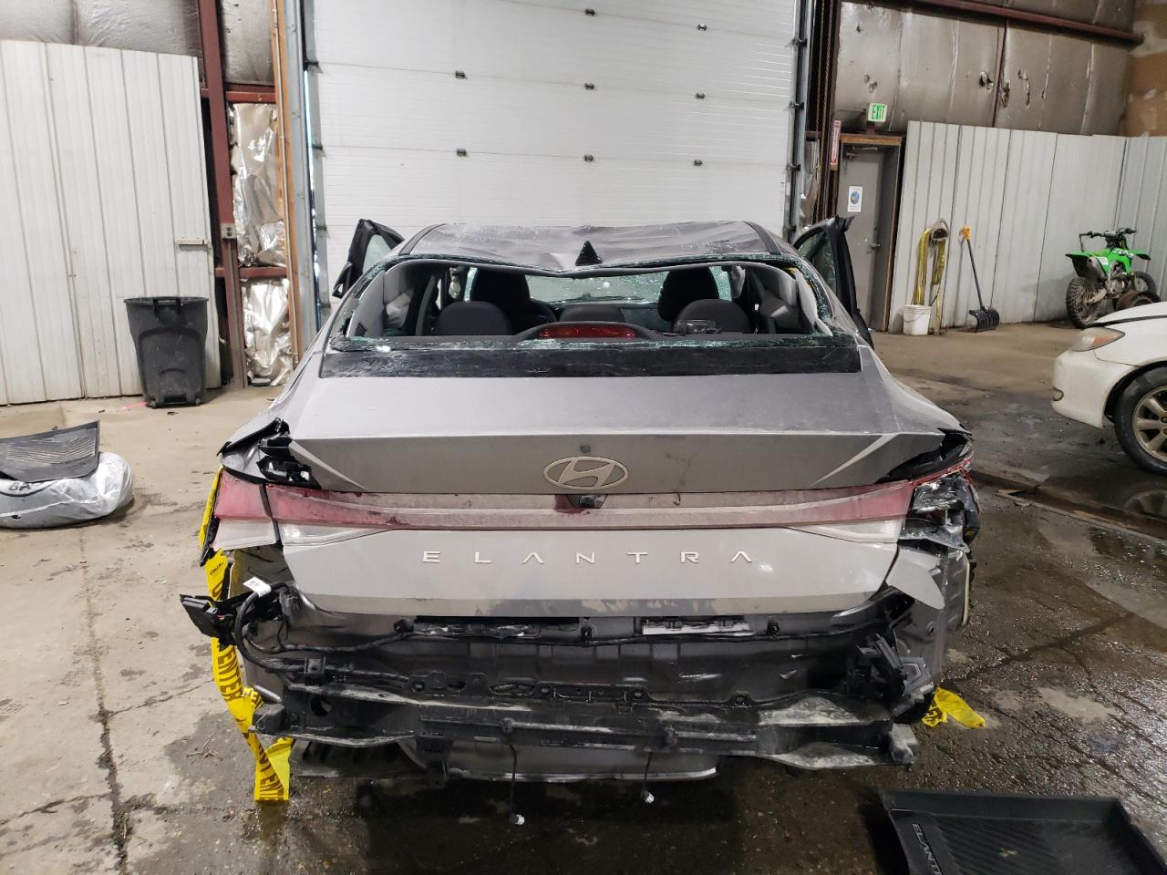2024 Hyundai Elantra - Image 6