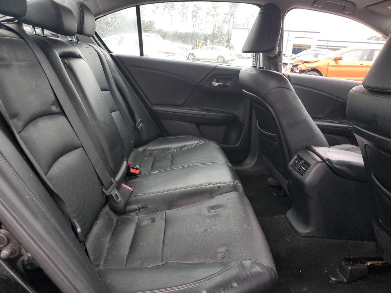 2014 Honda Accord - Image 10