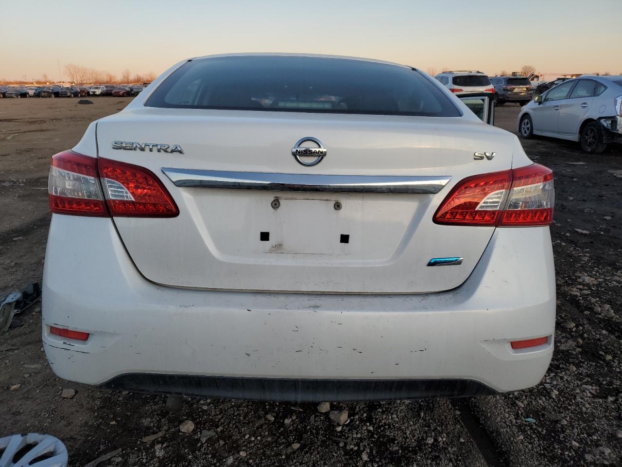 2014 Nissan Sentra - Image 6