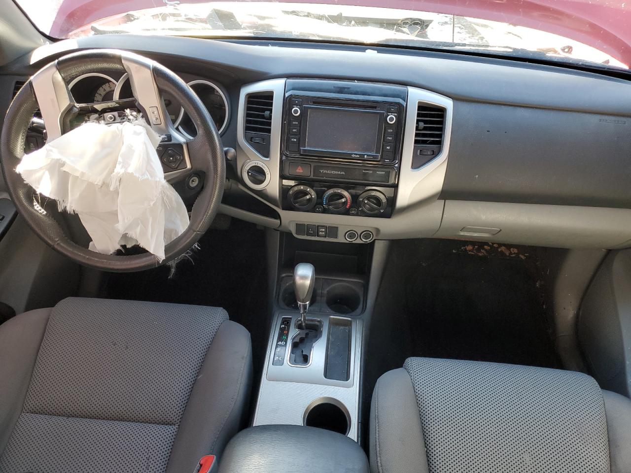 2015 Toyota Tacoma - Image 8