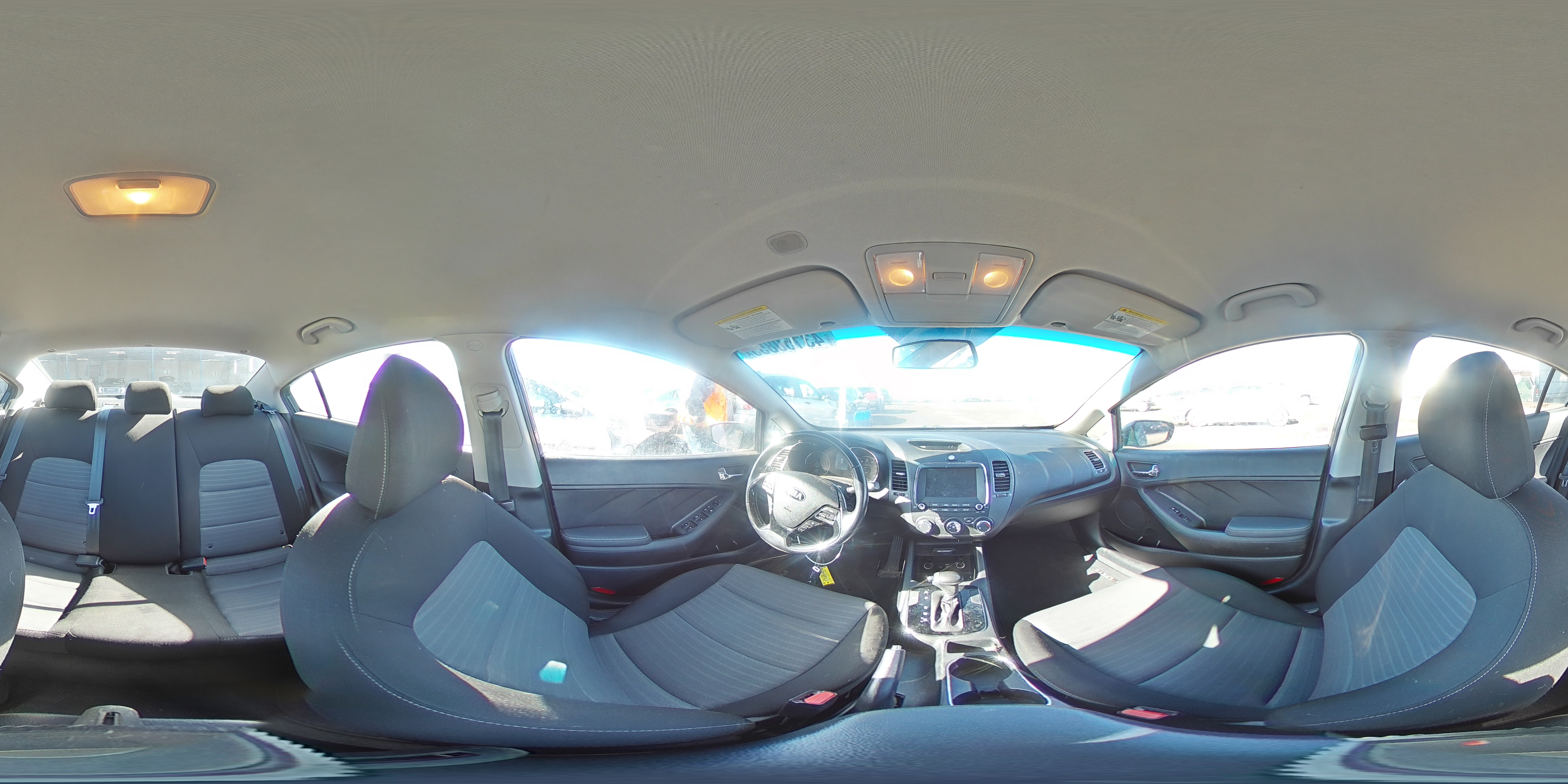 2018 Kia Forte - Image 14