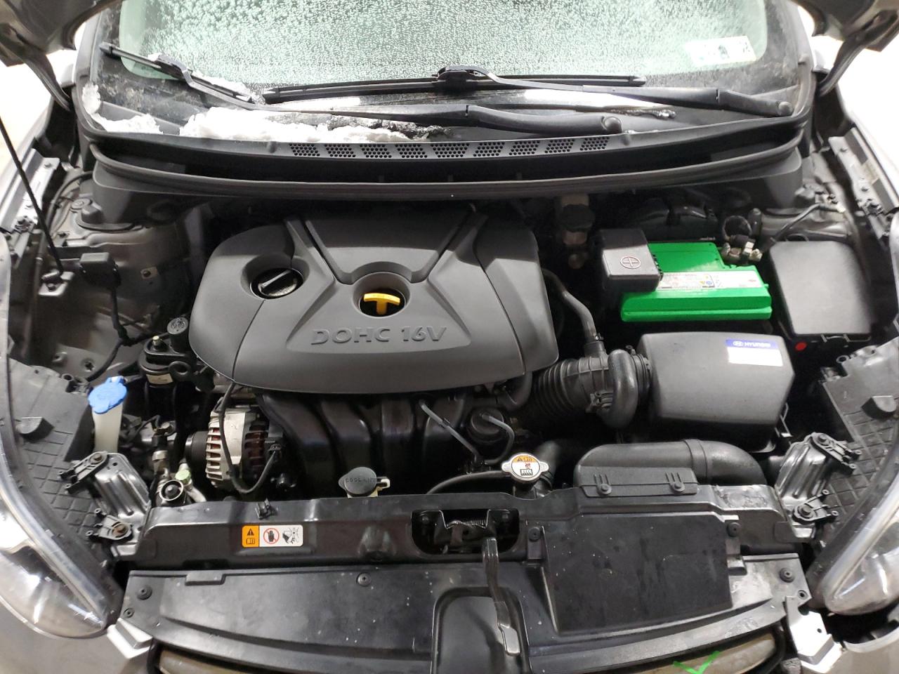 2013 Hyundai Elantra - Image 12