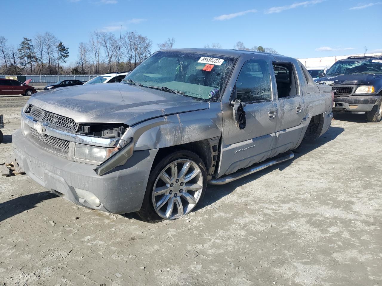 2002 Chevrolet Avalanche - Image 1