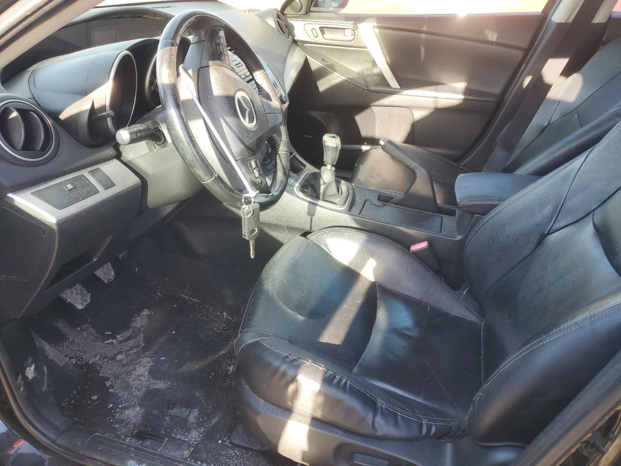 2012 Mazda 3 - Image 7