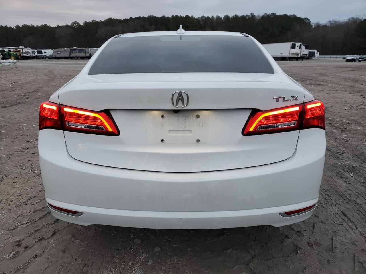 2018 Acura TLX - Image 6