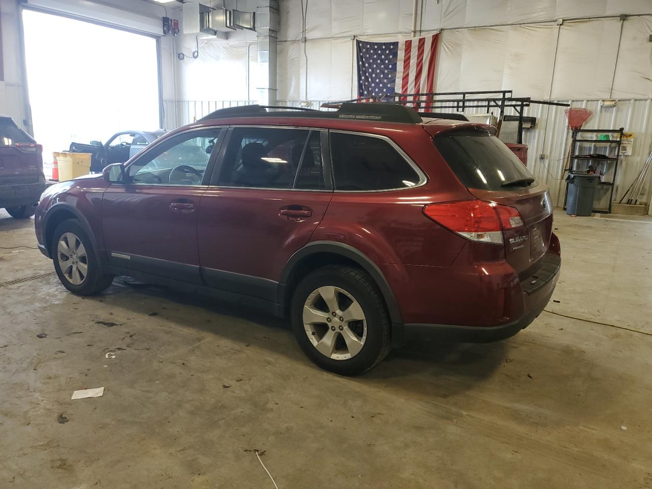 2012 Subaru Outback - Image 2