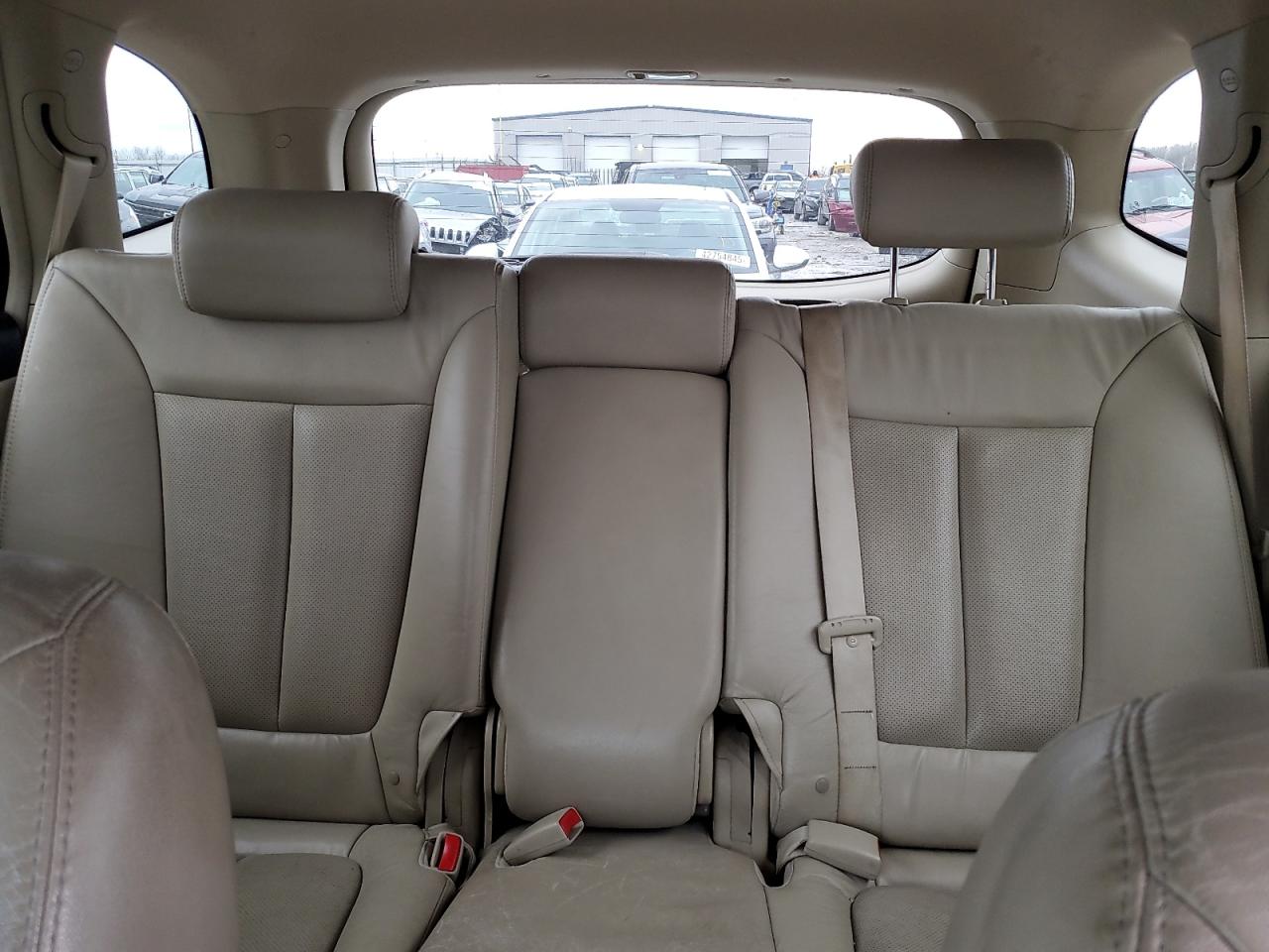 2009 Hyundai Santa Fe - Image 10