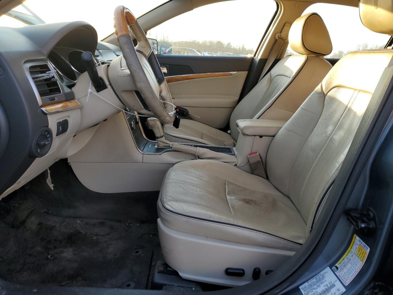 2011 Lincoln MKZ - Image 7