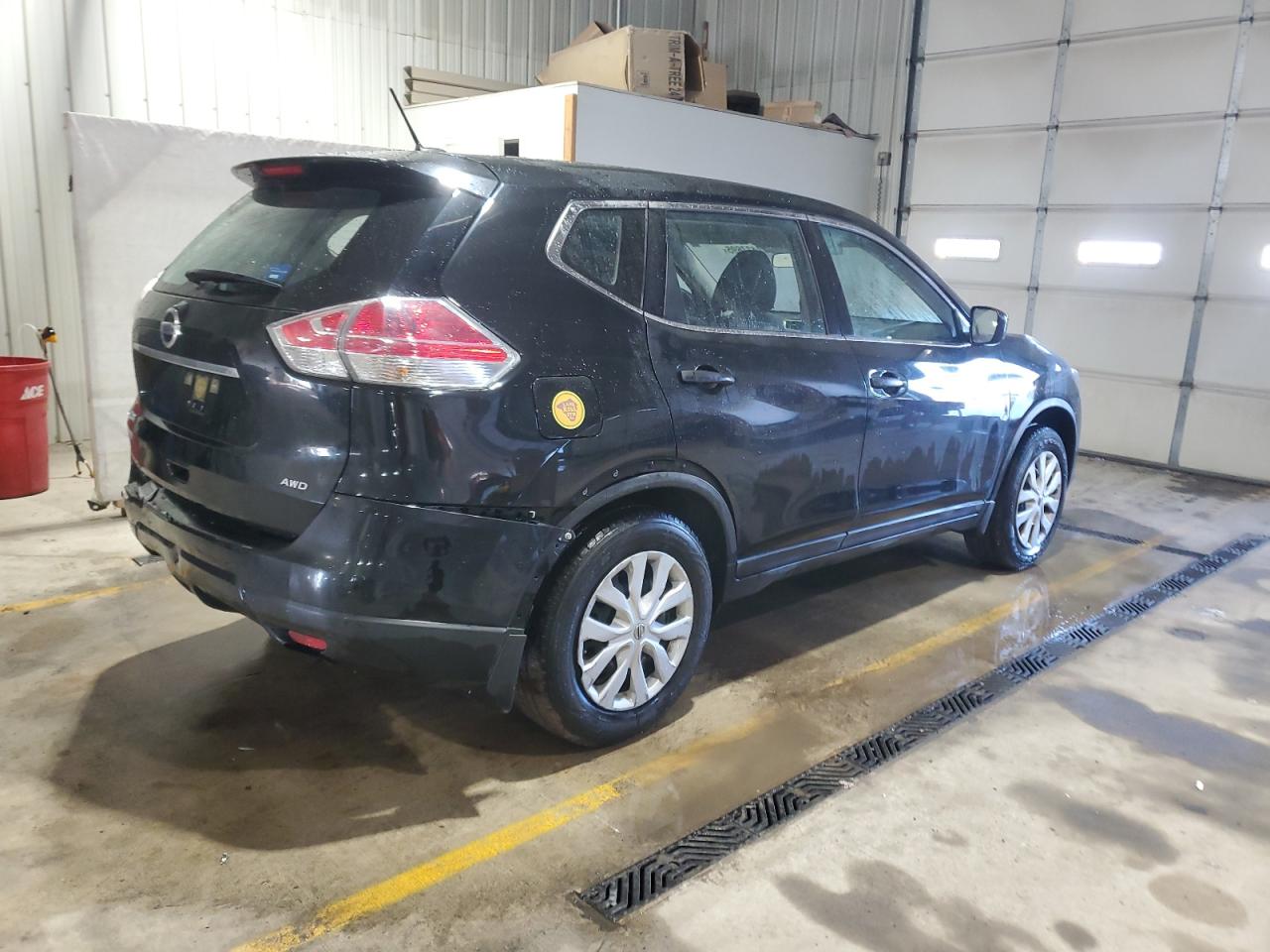2016 Nissan Rogue - Image 3