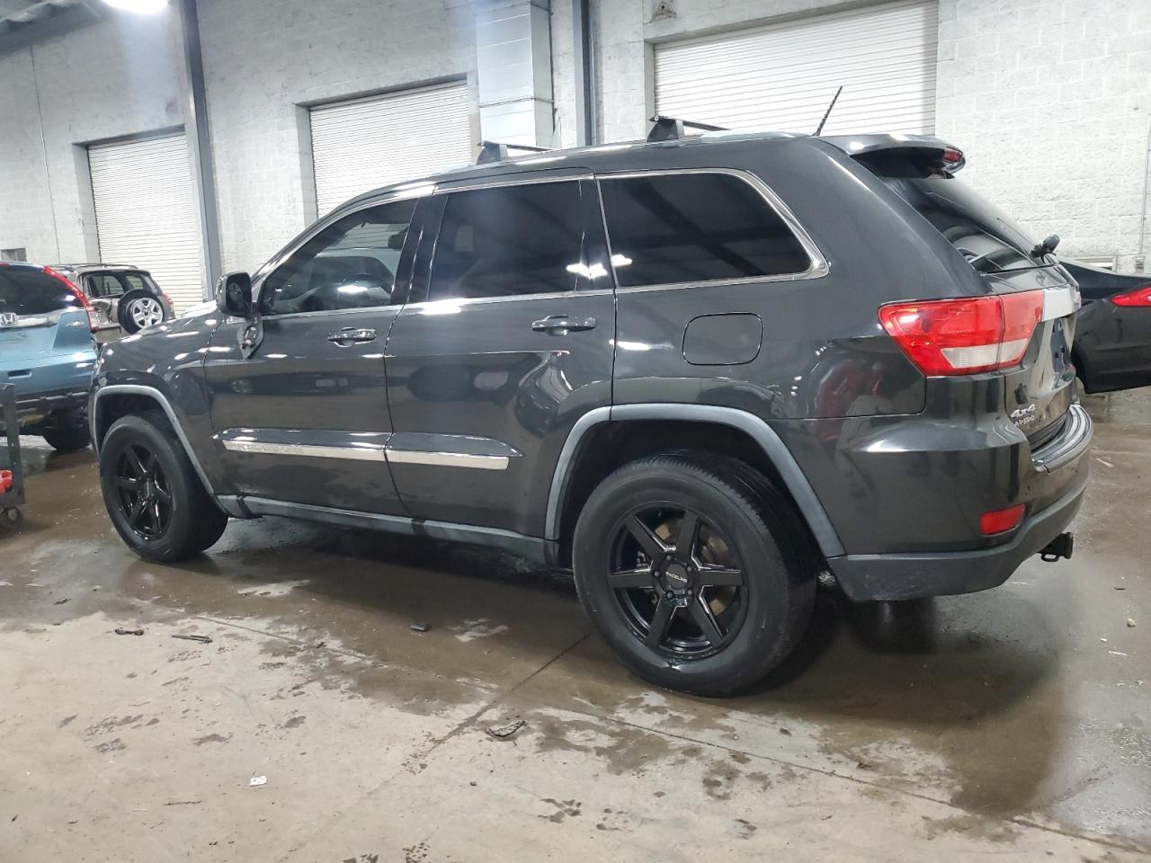 2011 Jeep Grand Cherokee - Image 2