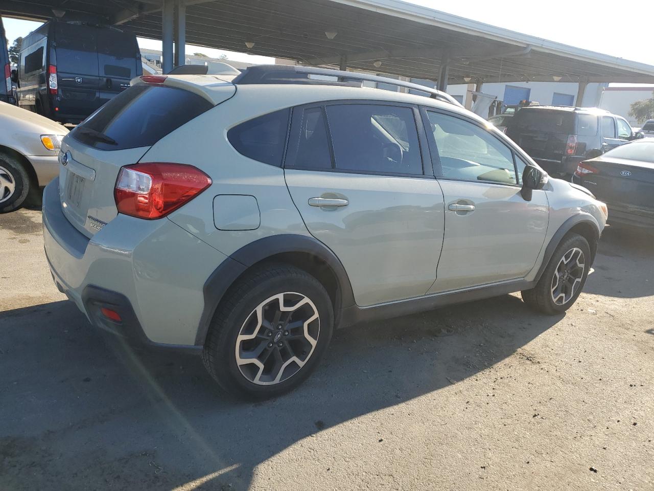 2017 Subaru XV - Image 3