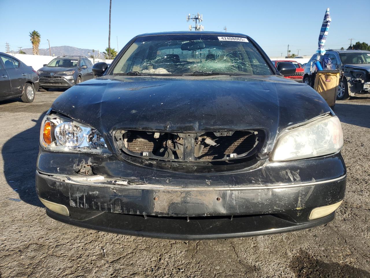 2001 Infiniti I - Image 5