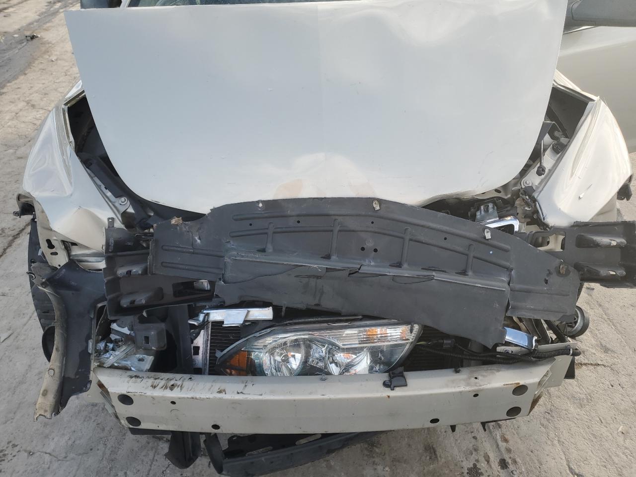 2011 Chevrolet Malibu - Image 12