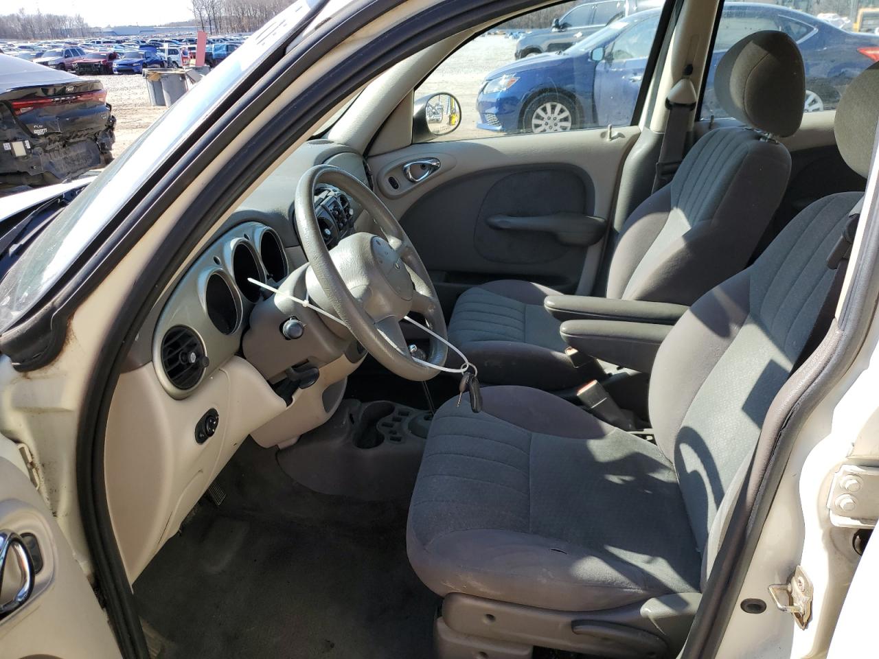 2005 Chrysler PT Cruiser - Image 7