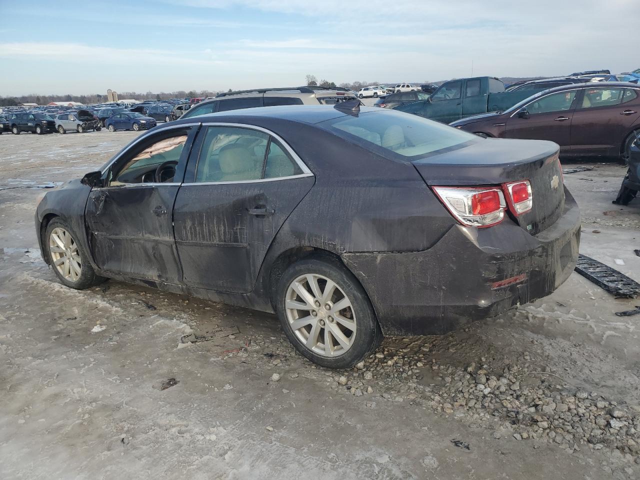 2015 Chevrolet Malibu - Image 2