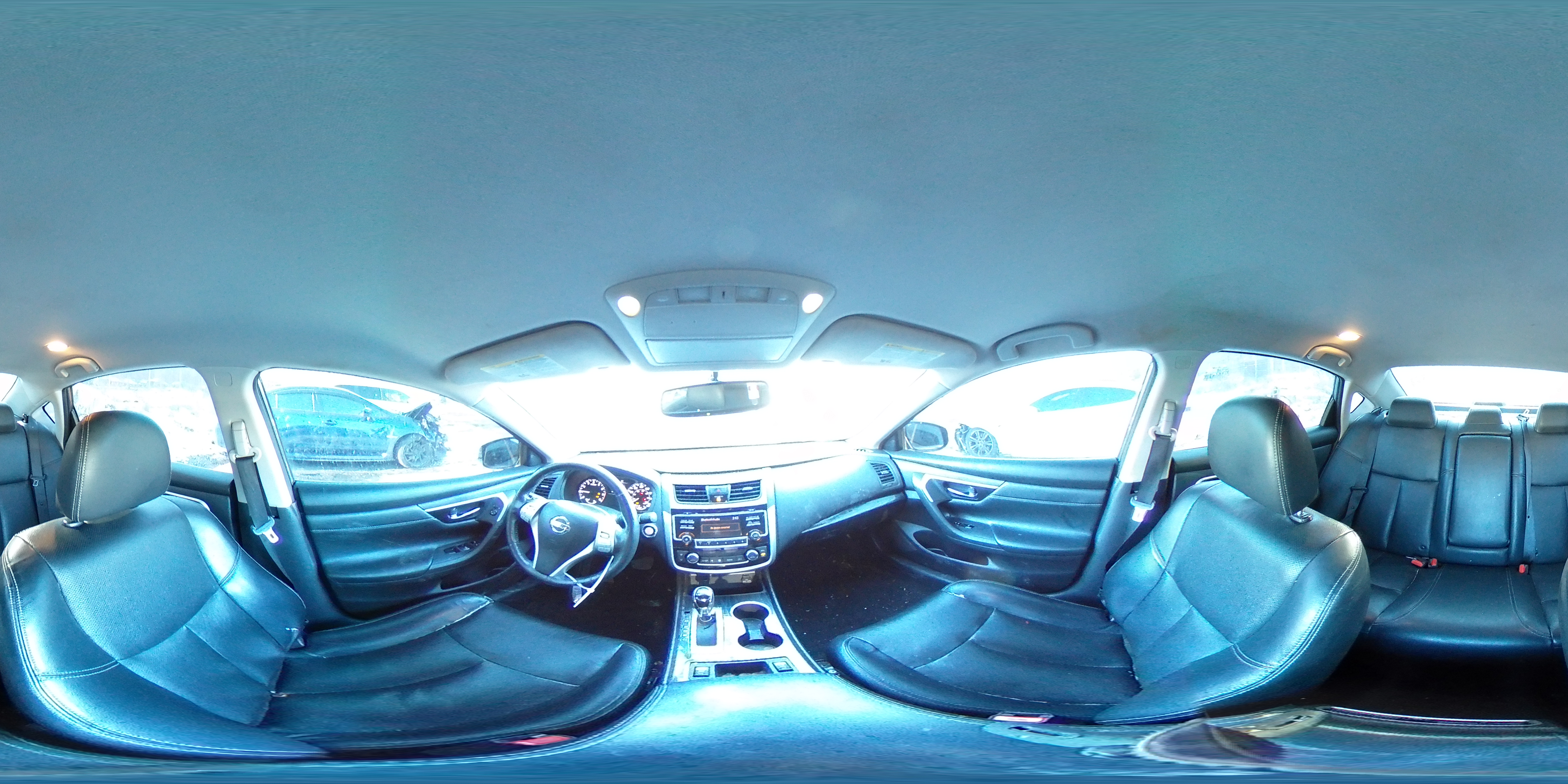 2018 Nissan Altima - Image 13