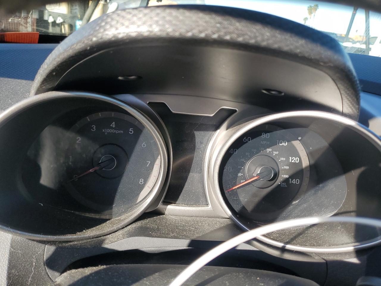 2014 Hyundai Veloster - Image 9