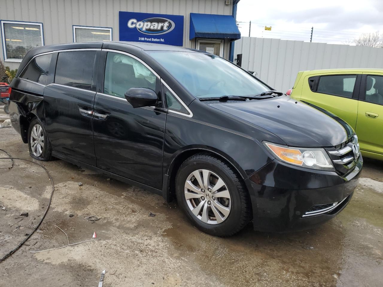 2015 Honda Odyssey - Image 4