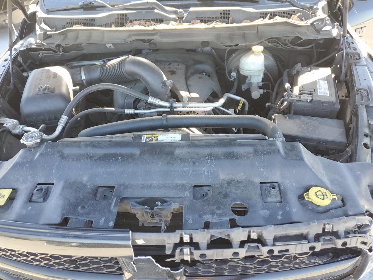 2014 RAM 1500 - Image 13