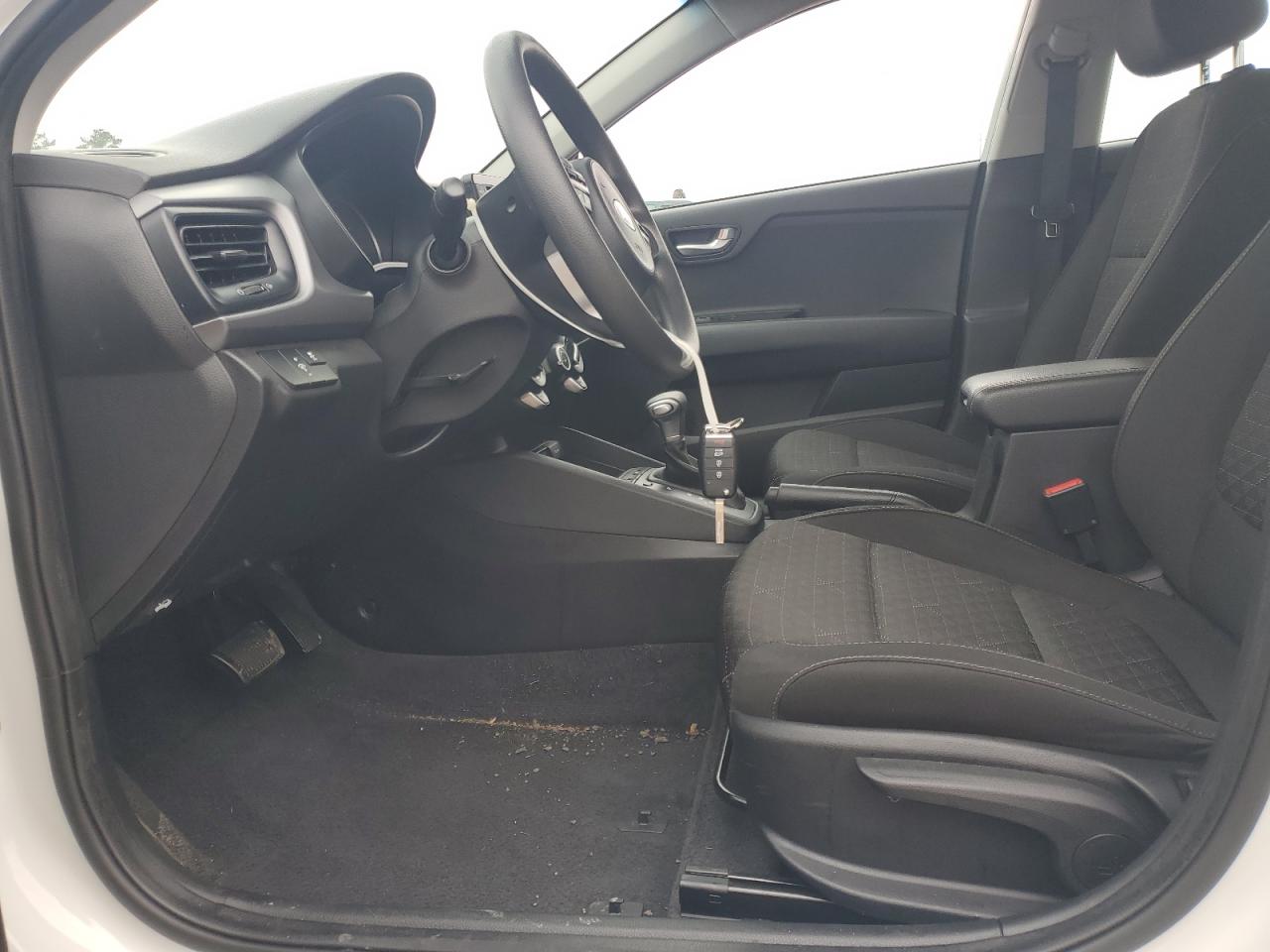 2020 Kia Rio - Image 7