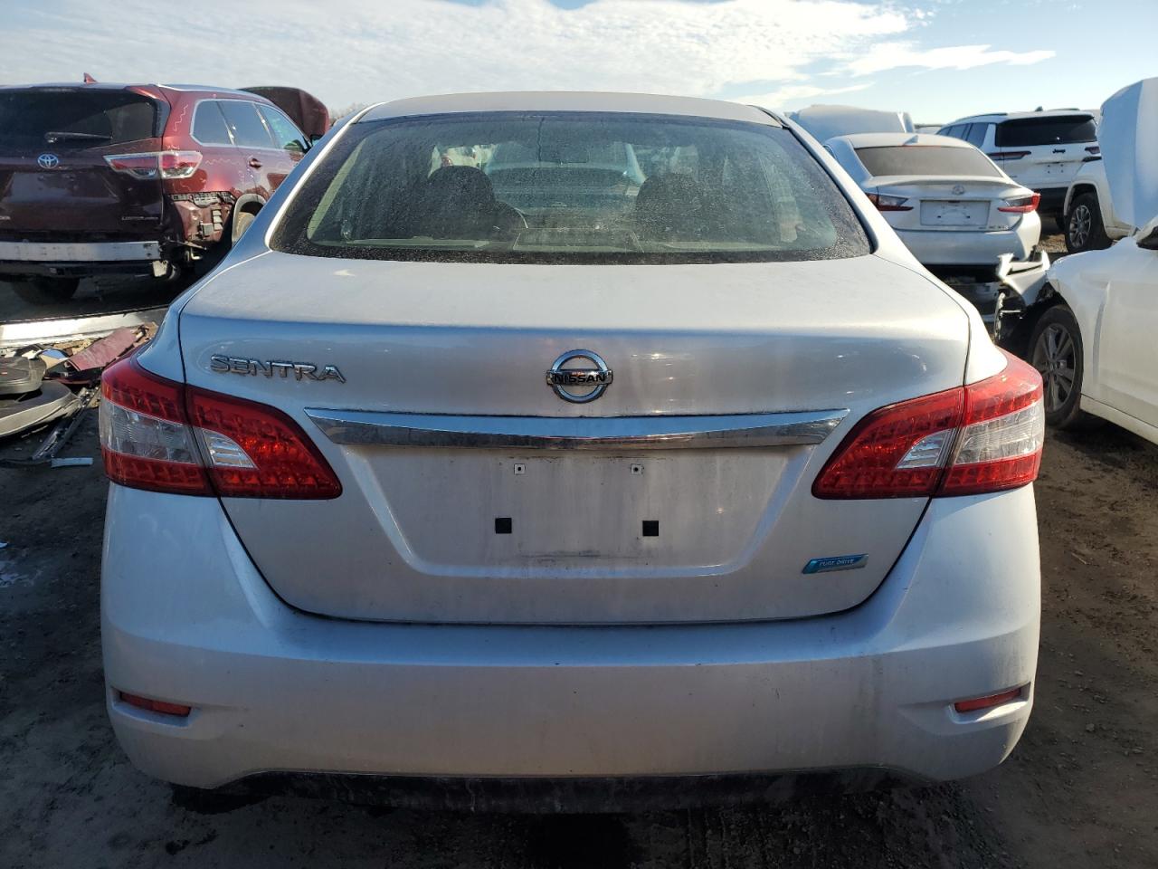 2014 Nissan Sentra - Image 6