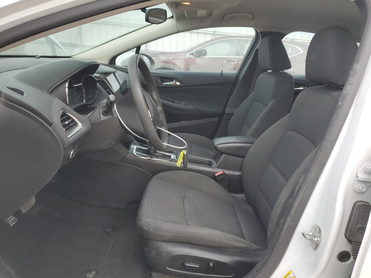 2017 Chevrolet Cruze - Image 7