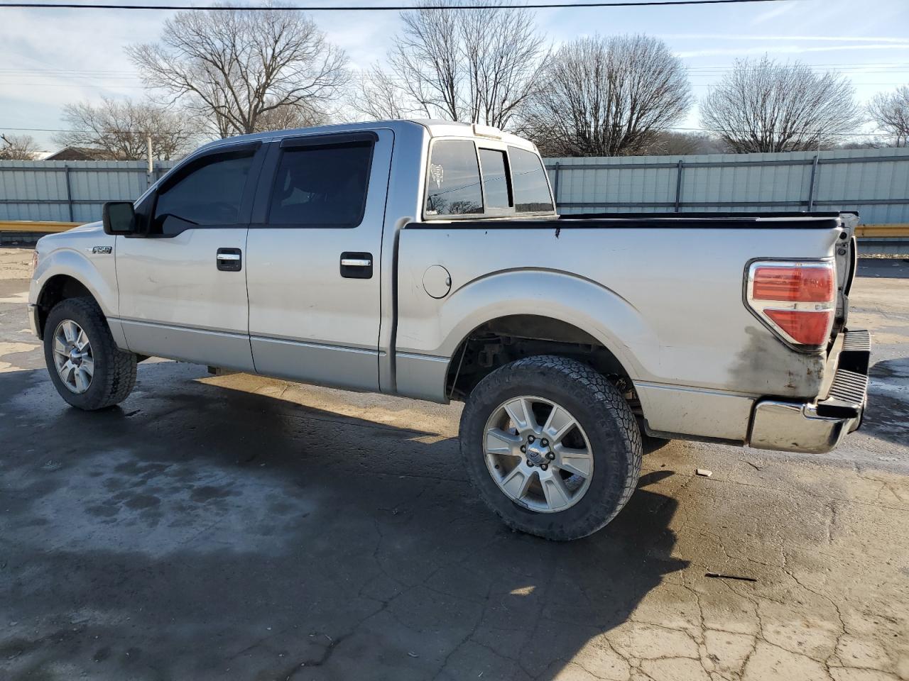 2011 Ford F-150 - Image 2