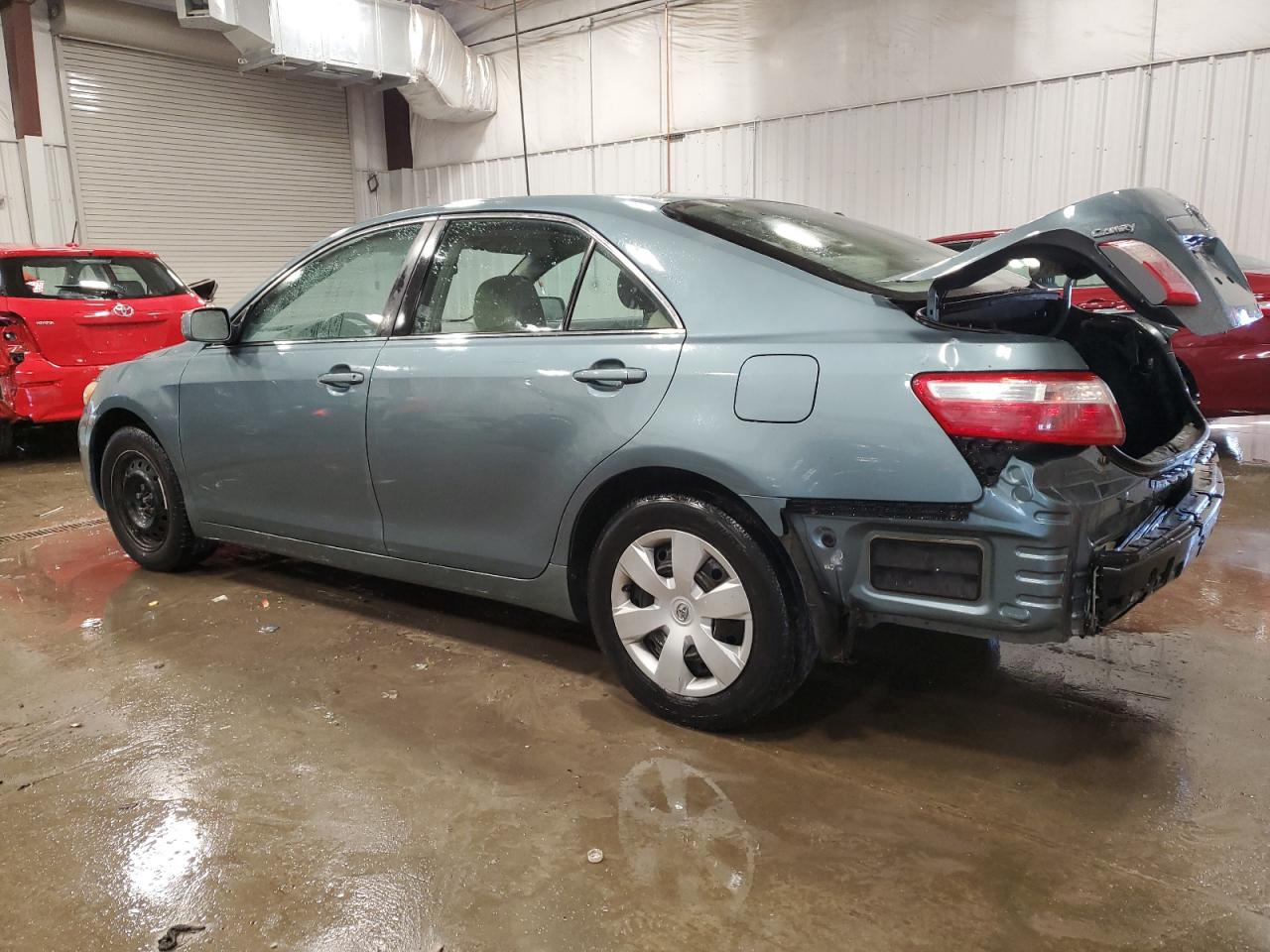 2009 Toyota Camry - Image 2