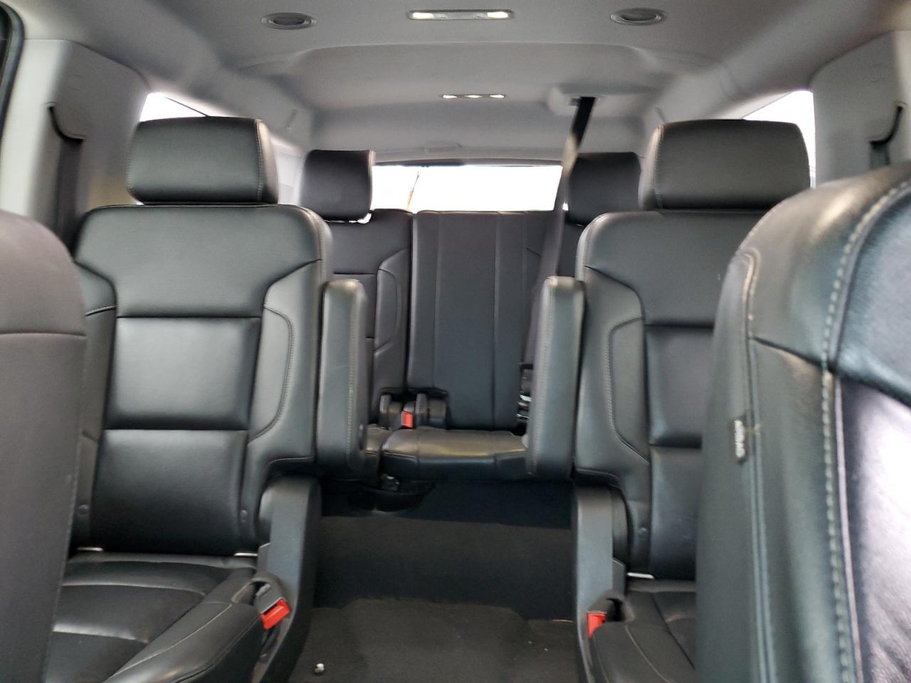 2019 GMC Yukon - Image 10