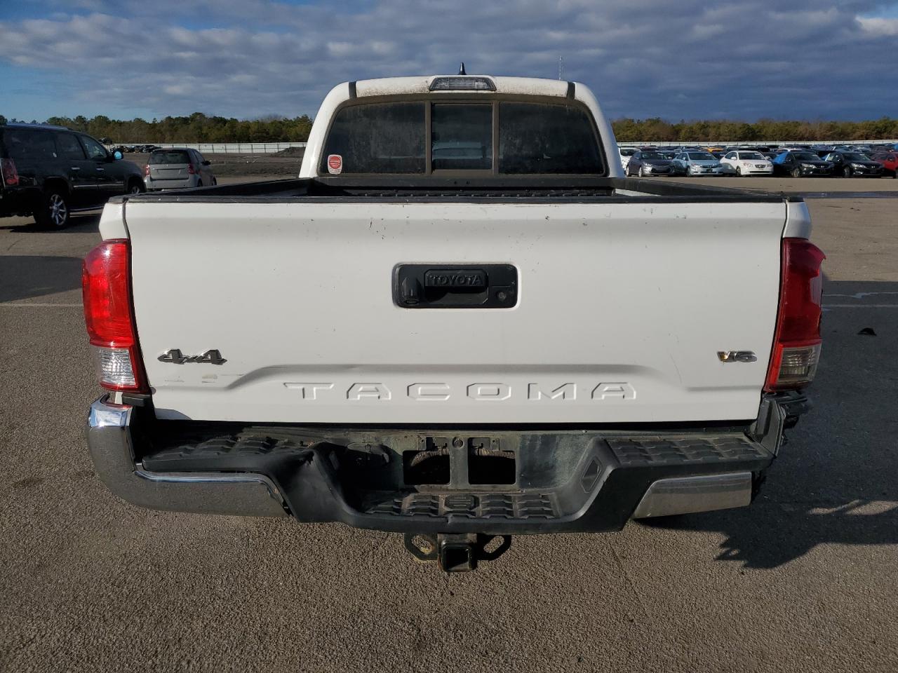 VIN 5TFDZ5BN2GX013119 2016 TOYOTA TACOMA no.6