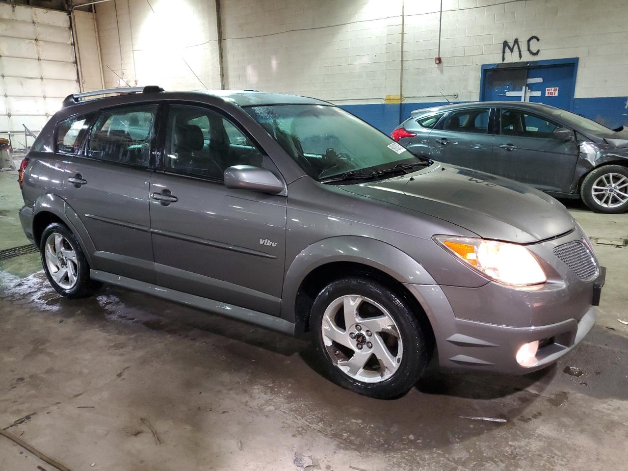 2008 Pontiac Vibe - Image 4