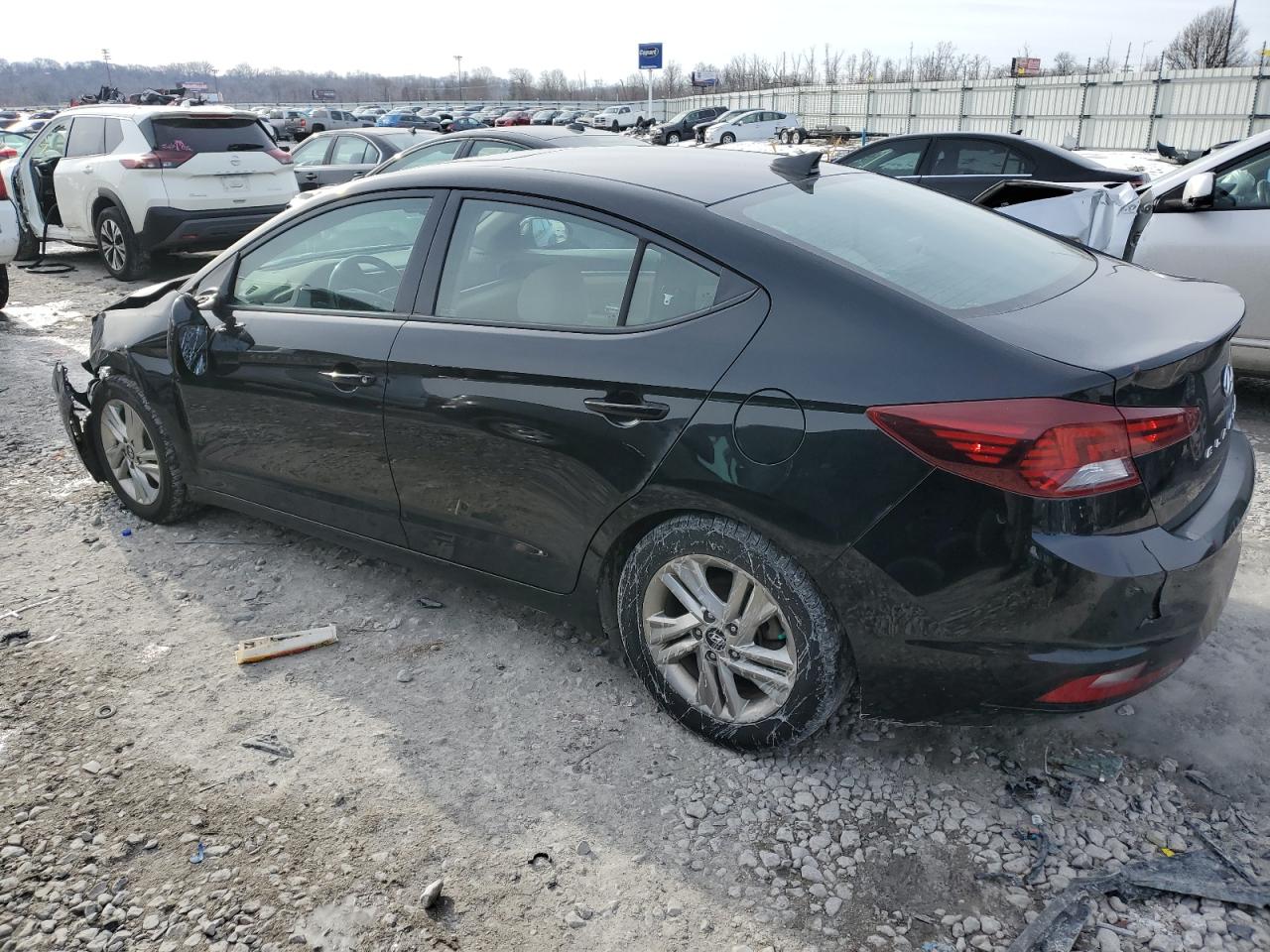 2020 Hyundai Elantra - Image 2