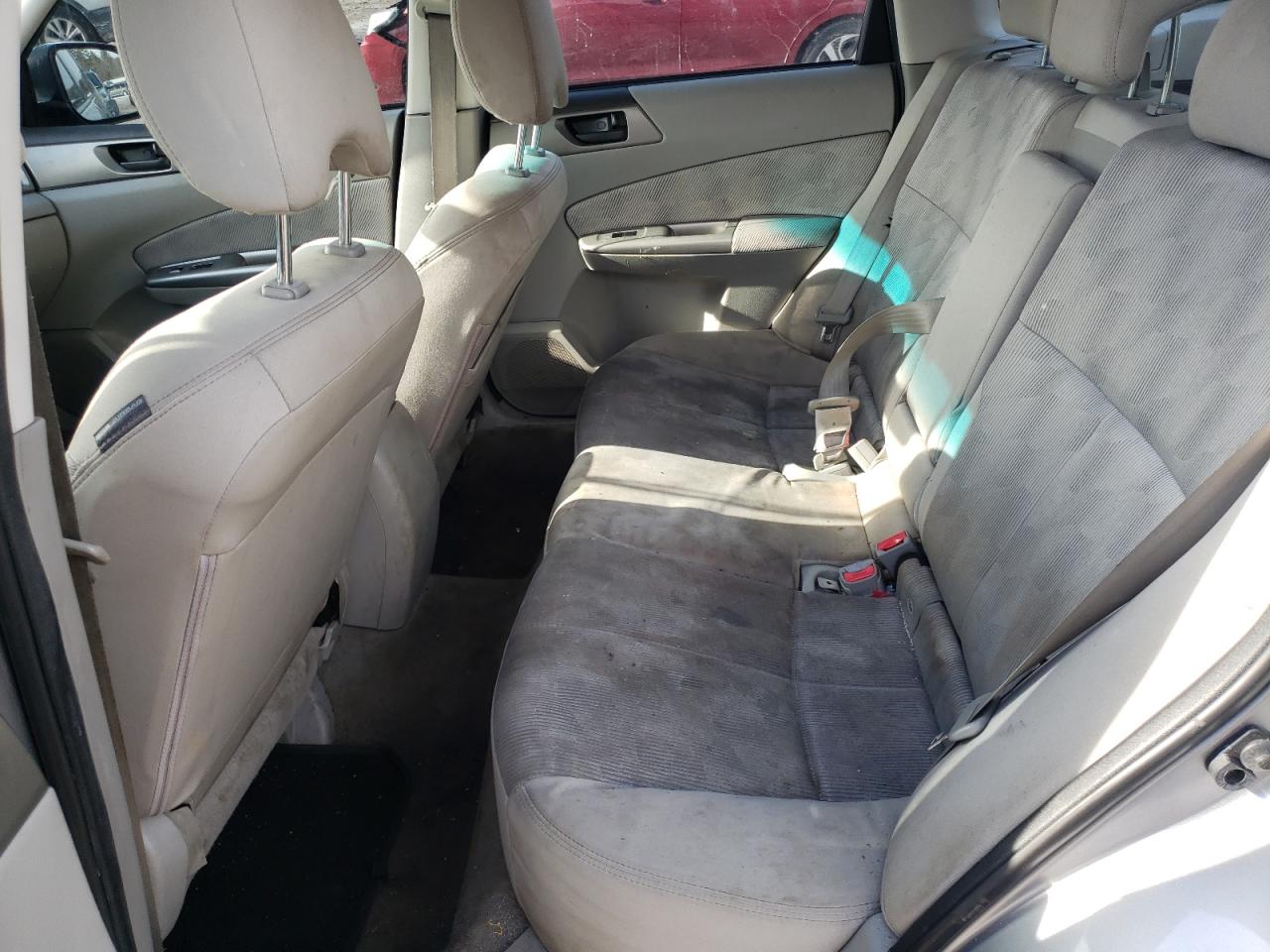 2010 Subaru Forester - Image 10