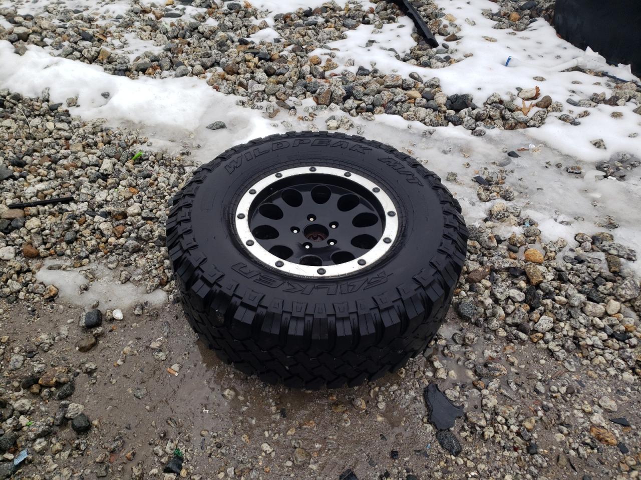 2013 Jeep Wrangler - Image 12