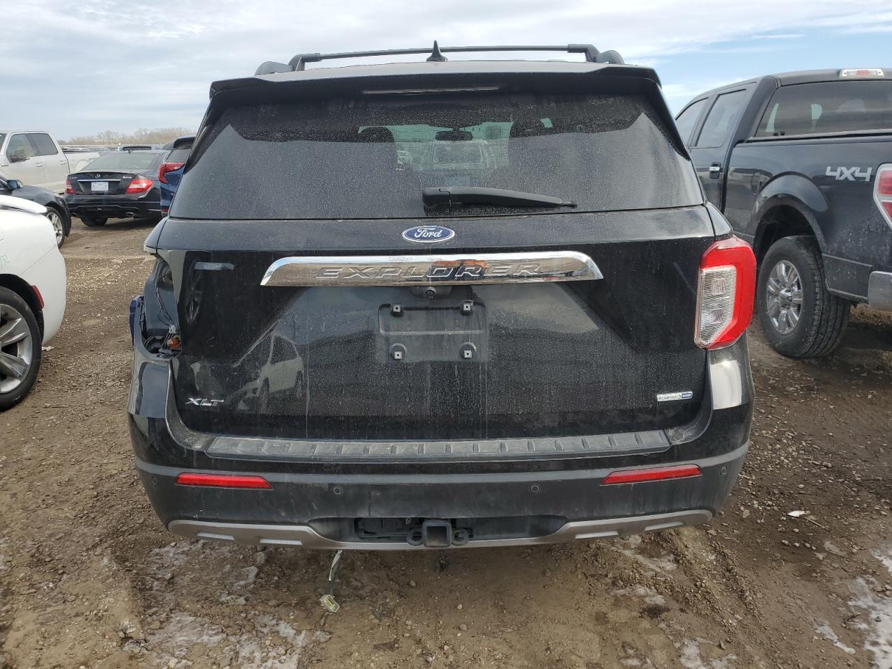 2020 Ford Explorer - Image 6