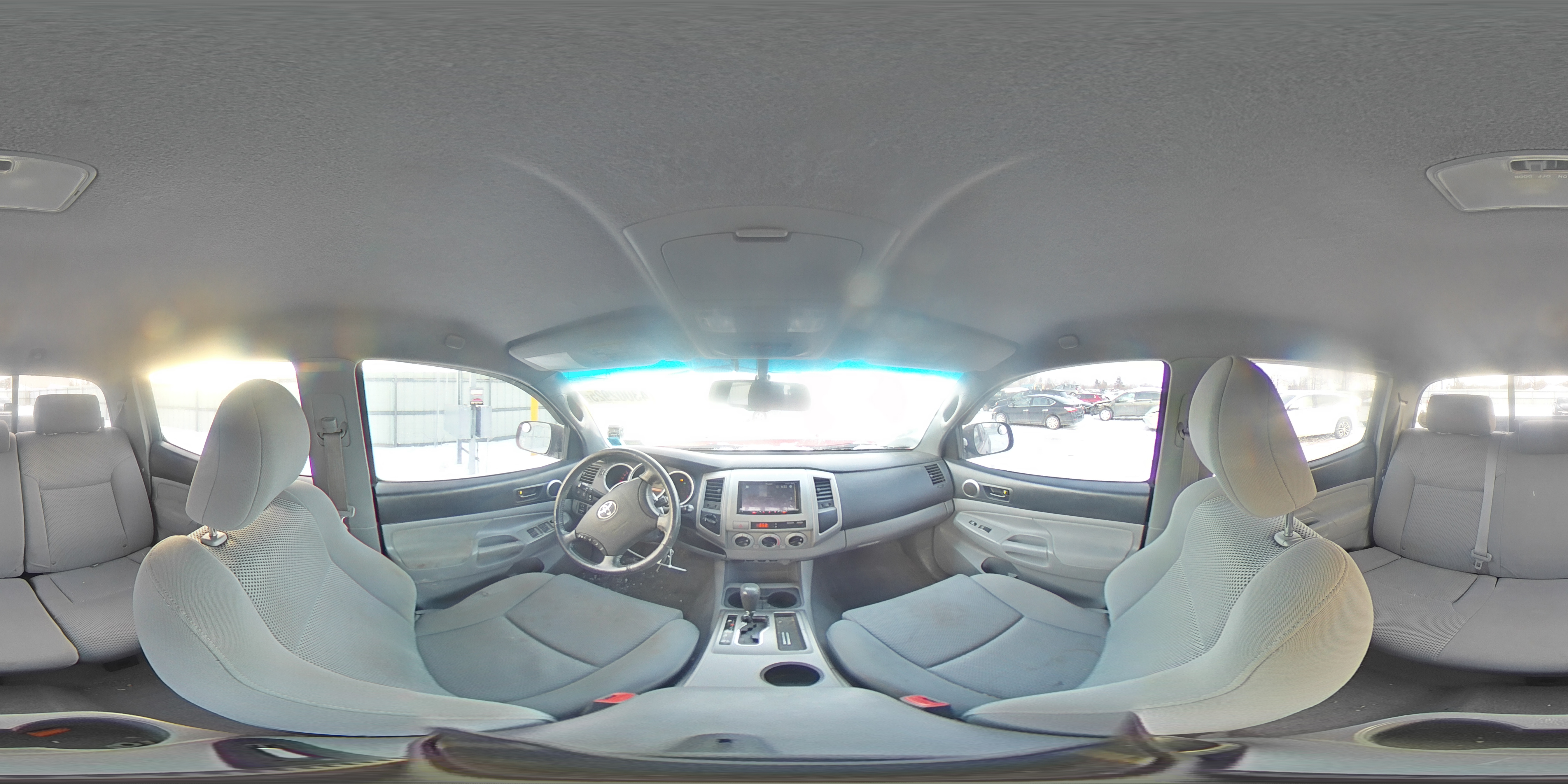 2010 Toyota Tacoma - Image 13