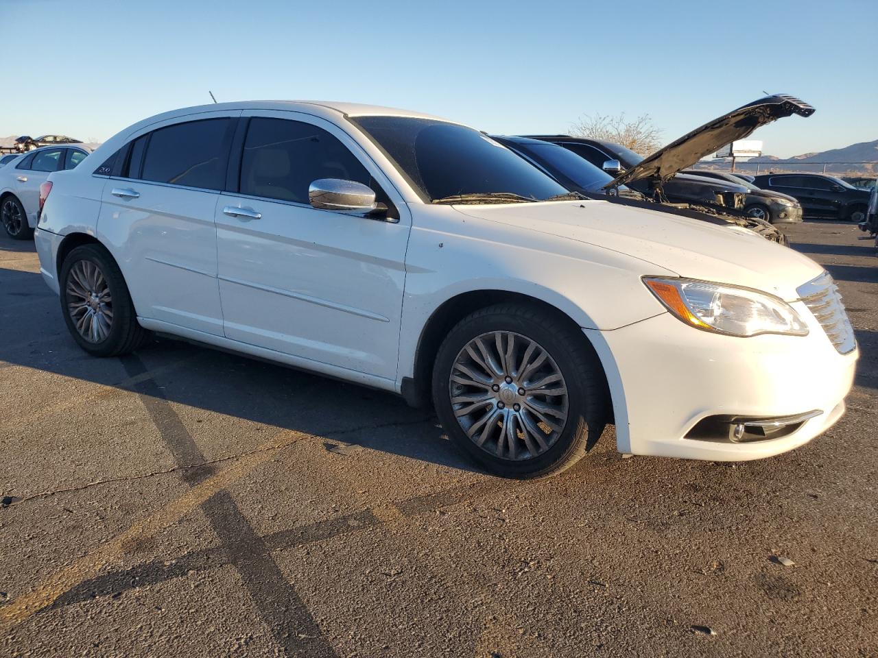 2012 Chrysler 200 - Image 4