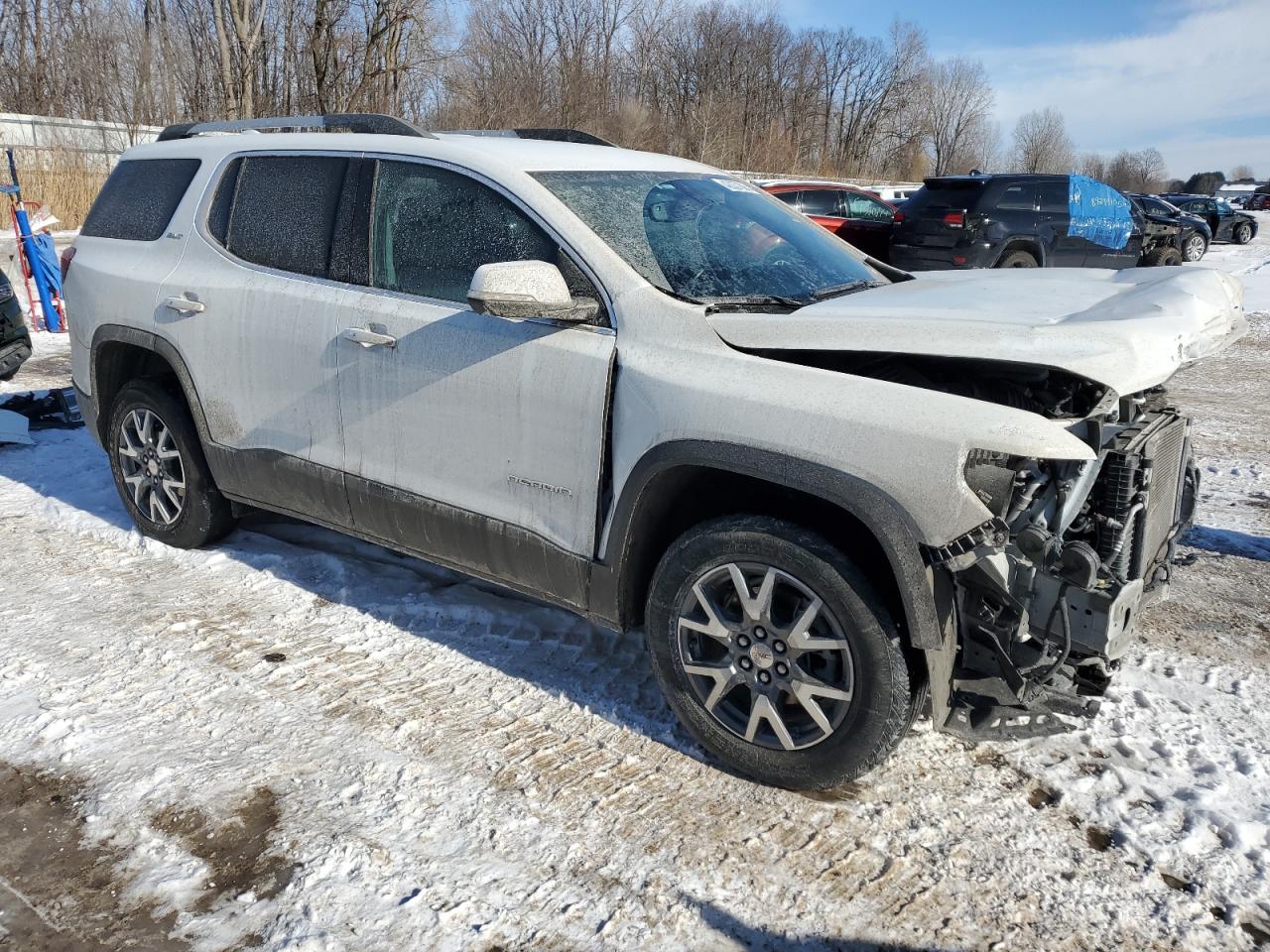 2022 GMC Acadia - Image 4
