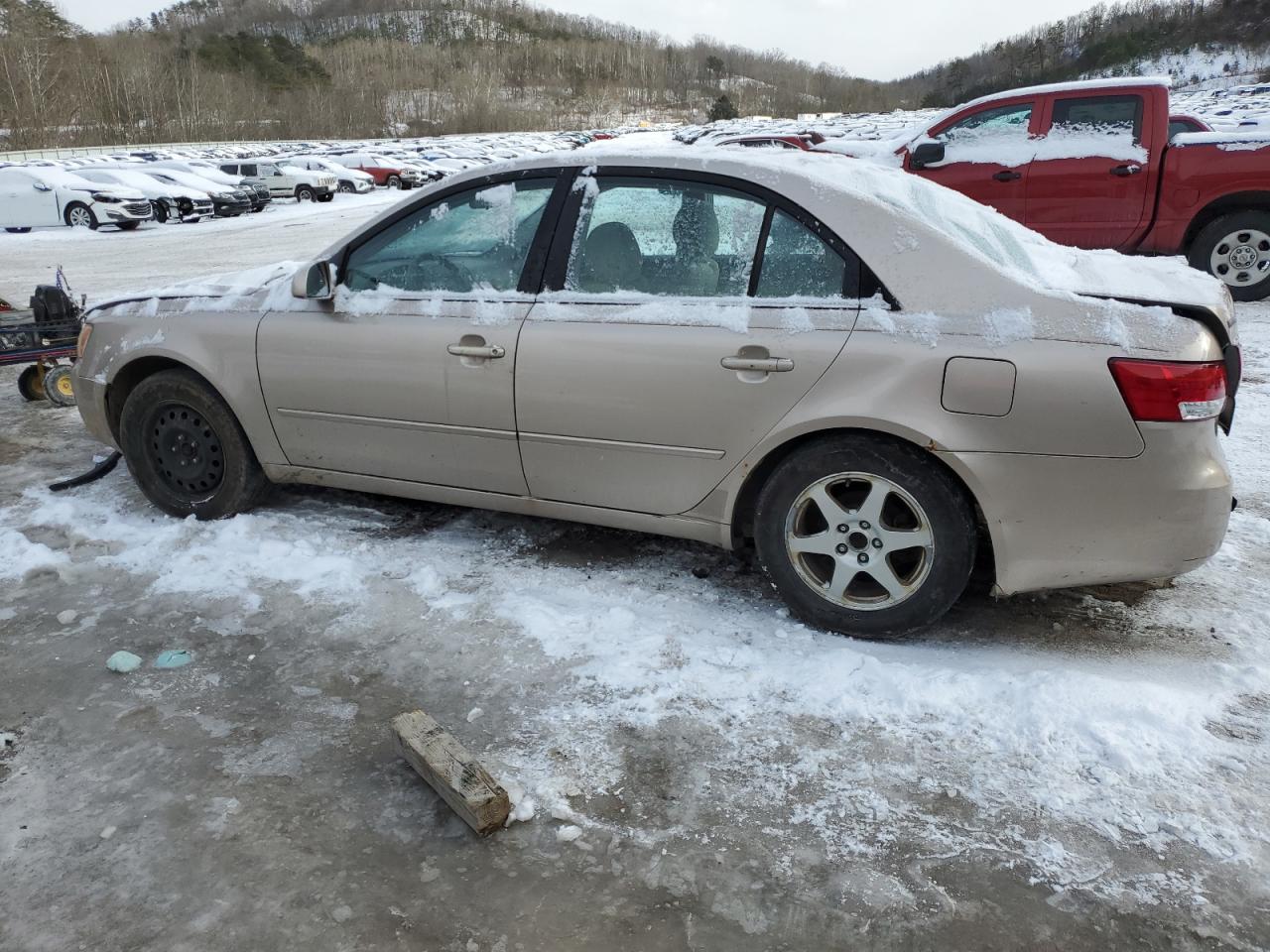 2006 Hyundai Sonata - Image 2