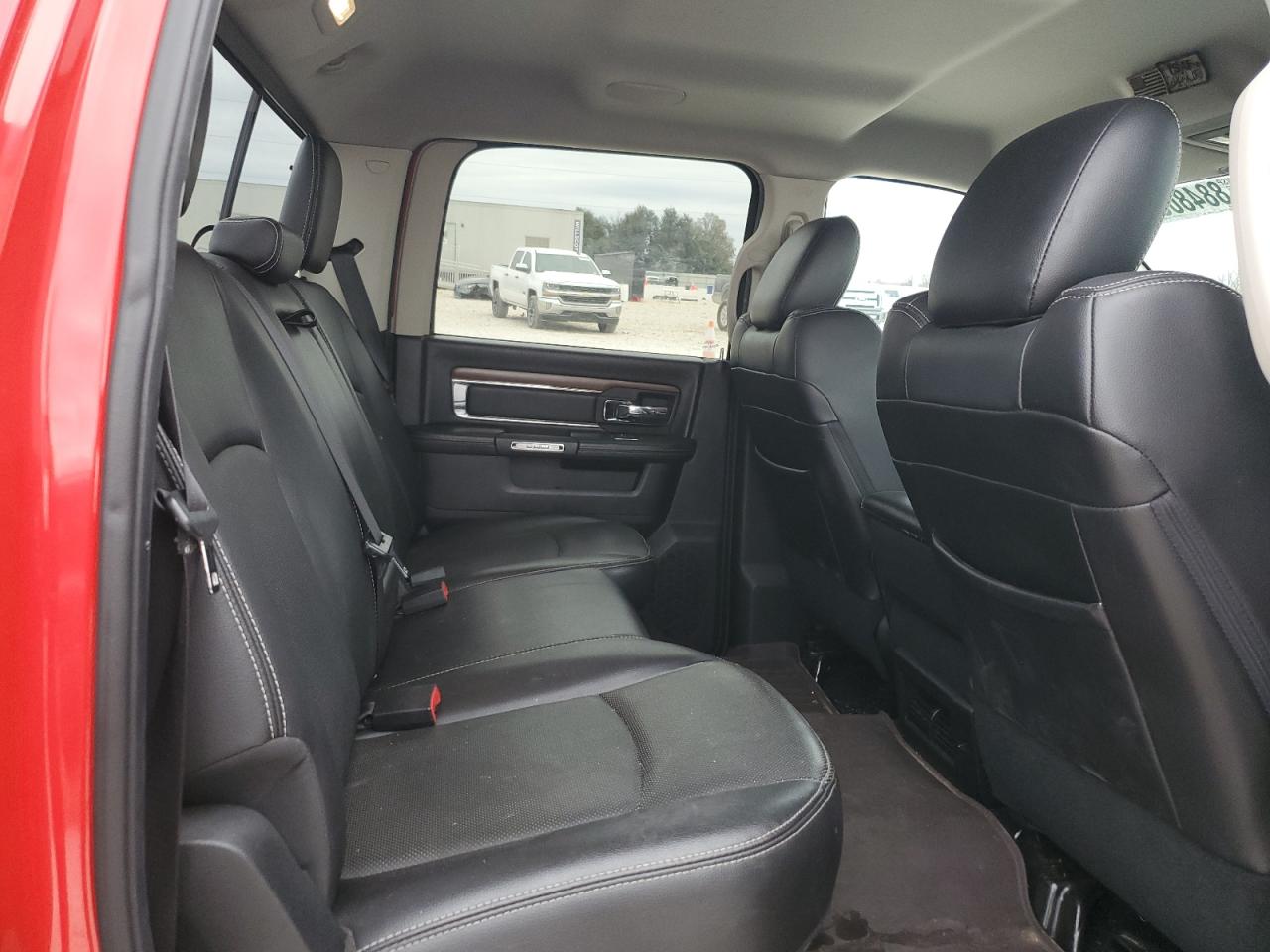 2016 RAM 2500 - Image 10