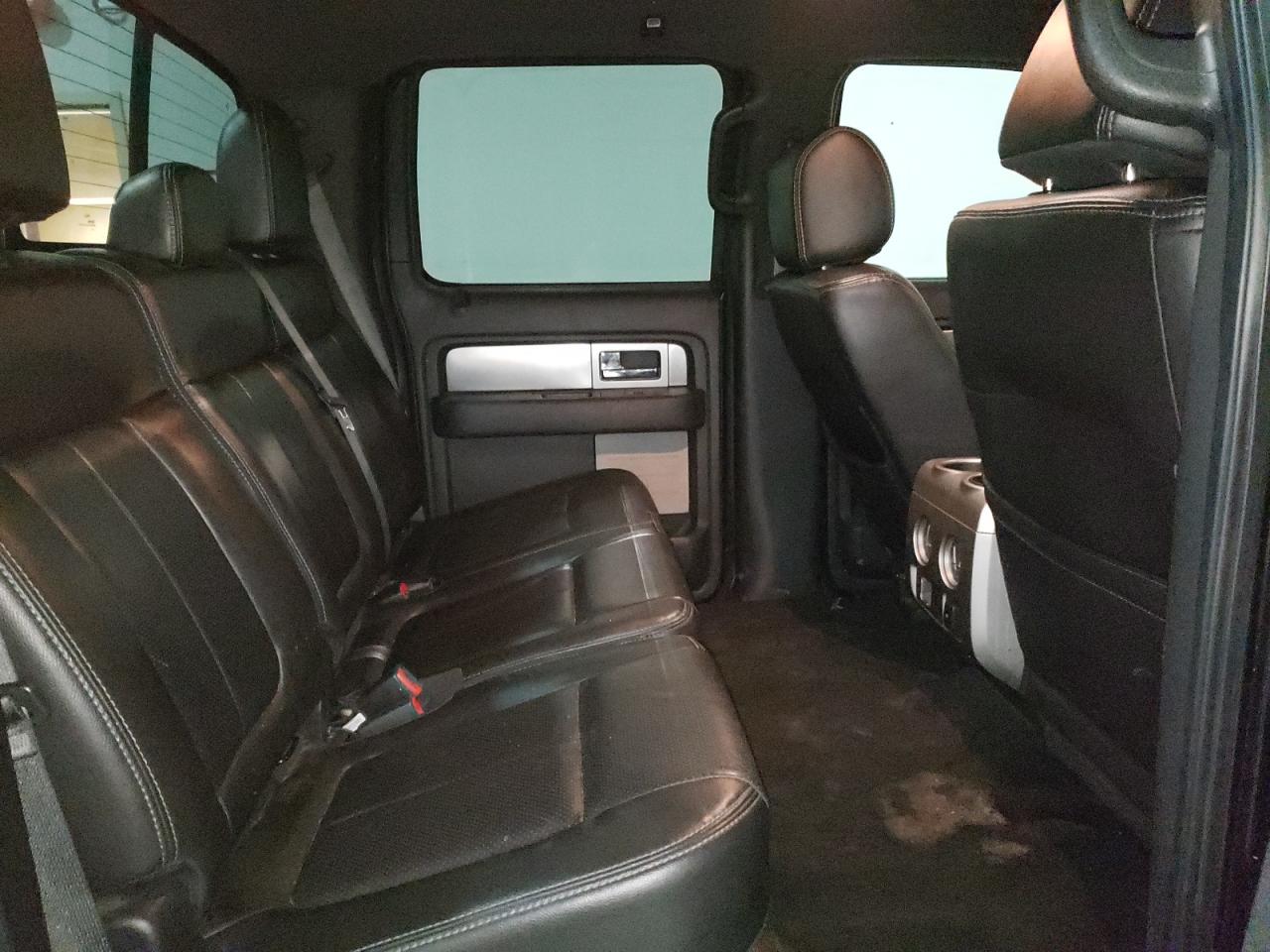 2013 Ford F-150 - Image 10