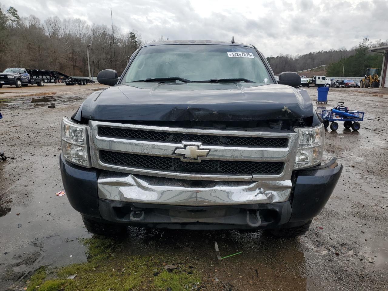 2008 Chevrolet Silverado - Image 5