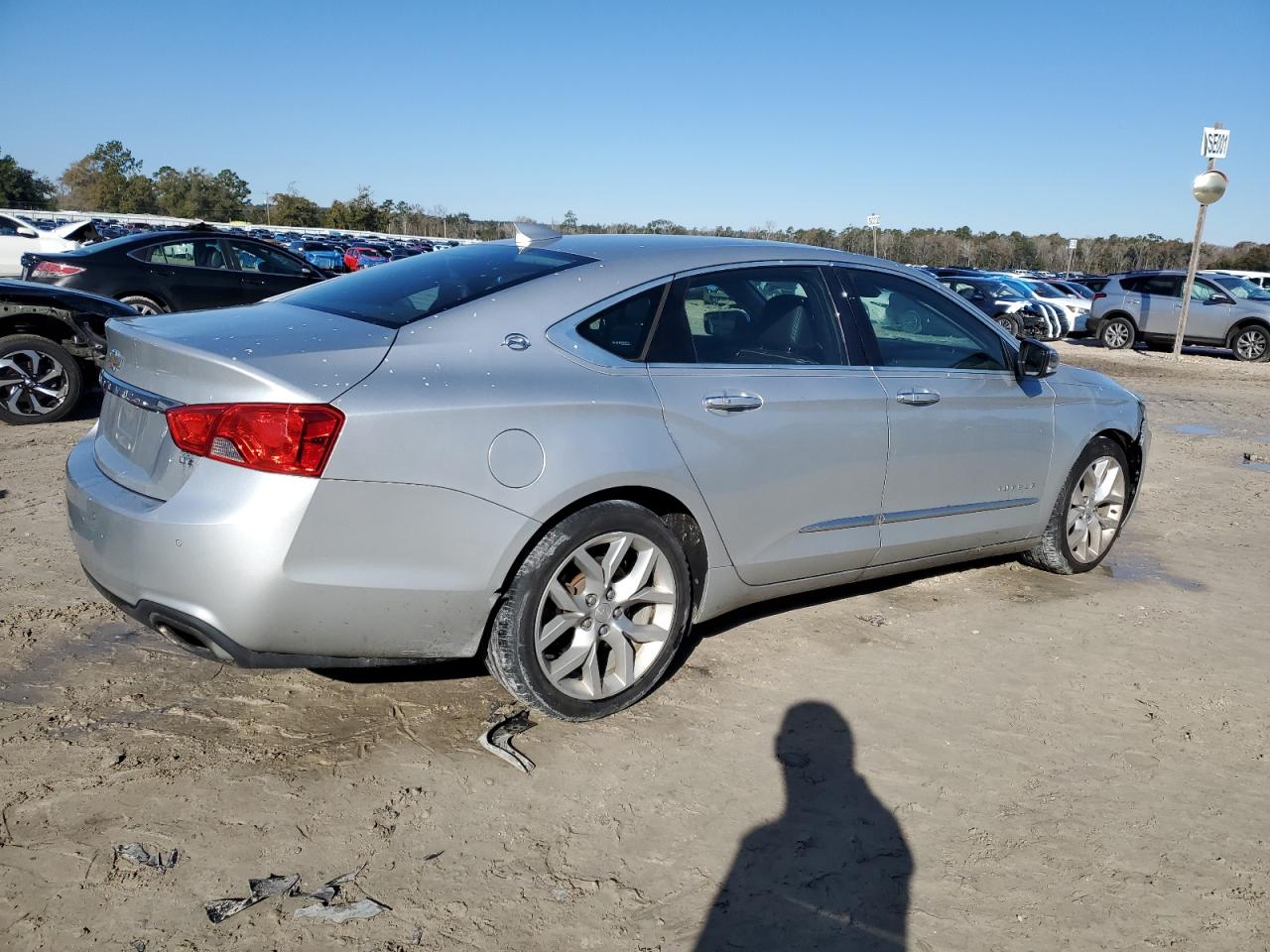 2016 Chevrolet Impala - Image 3