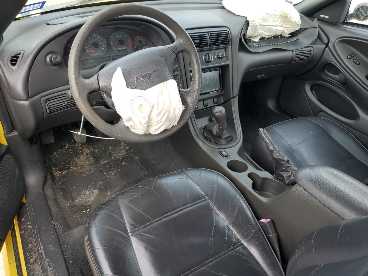 2002 Ford Mustang - Image 8